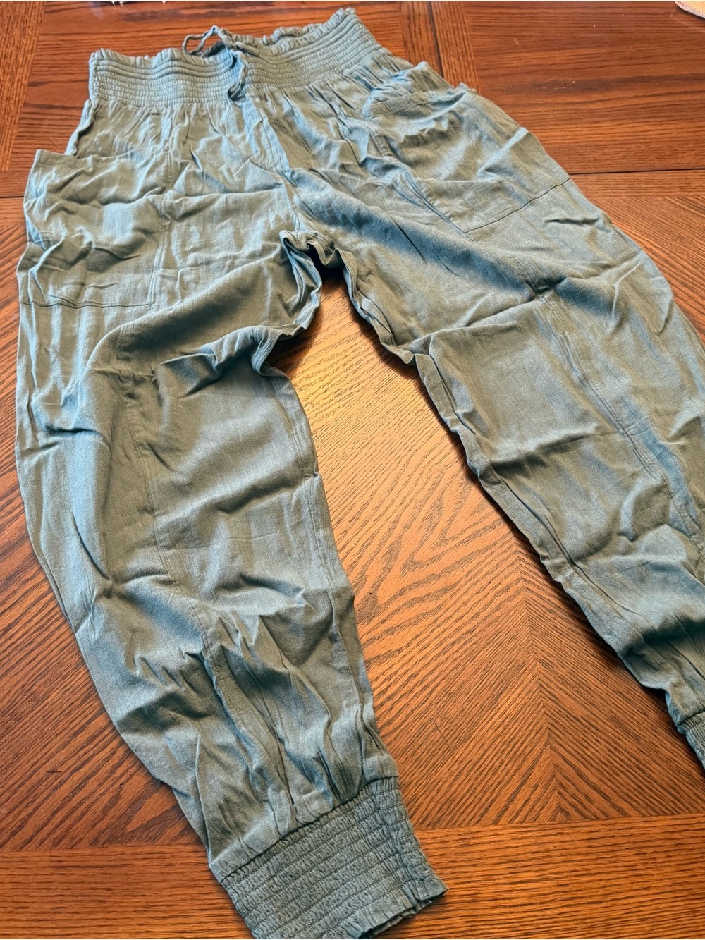 Aerie Green Cargo Jogger Pants Drawstring Size Small Boho Breathable